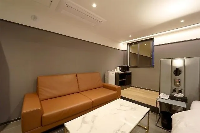 Brown Dot Ulsan Haksan Motel 0*,  South Korea