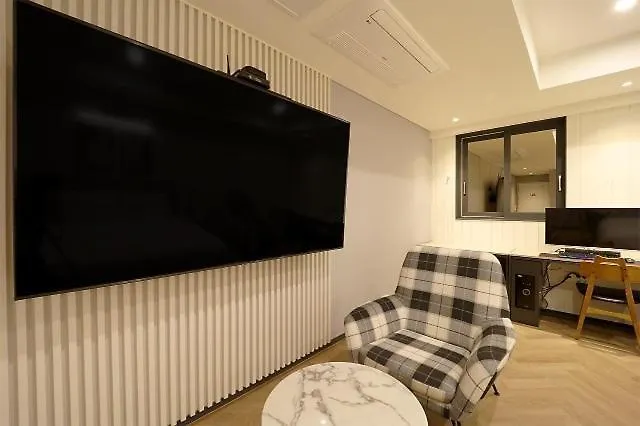 Brown Dot Ulsan Haksan Motel