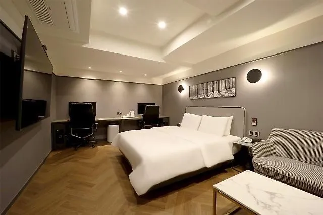Brown Dot Ulsan Haksan Motel