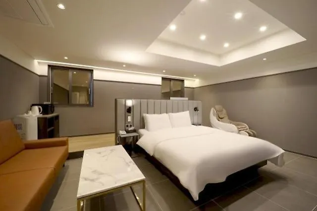 Brown Dot Ulsan Haksan Motel