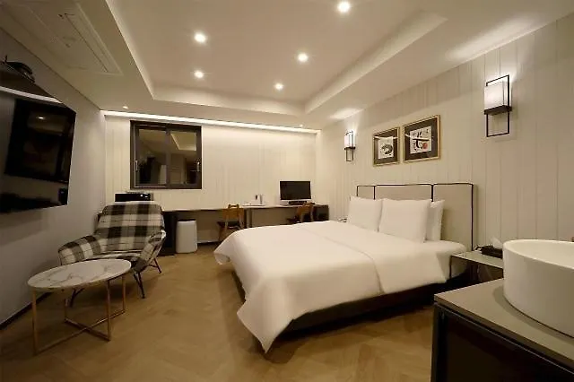 Brown Dot Ulsan Haksan Motel 0*,  South Korea