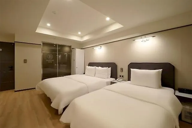 Brown Dot Ulsan Haksan Motel
