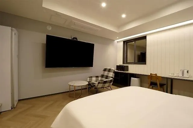 Brown Dot Ulsan Haksan Motel 0*,  South Korea