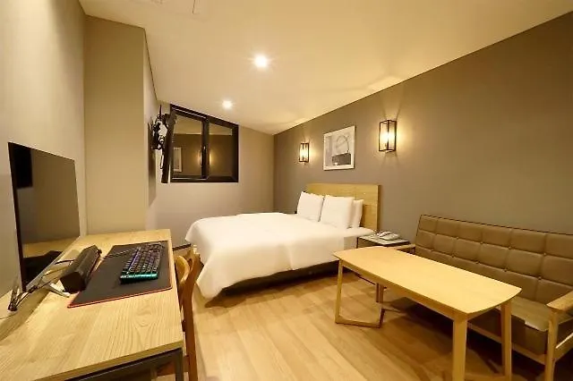 Brown Dot Ulsan Haksan Motel