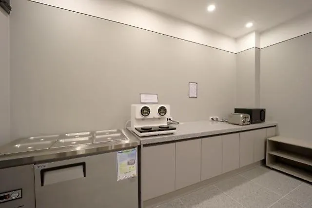 Brown Dot Ulsan Haksan Motel 0*,  South Korea